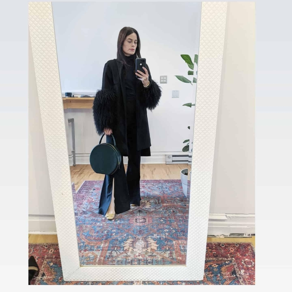 Meet your Posher, Hilary